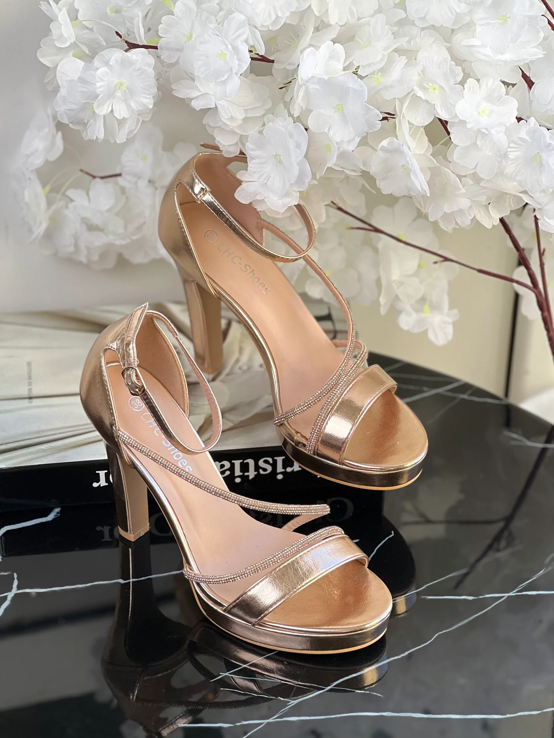 Sandals CHC-SHOES - Image 4